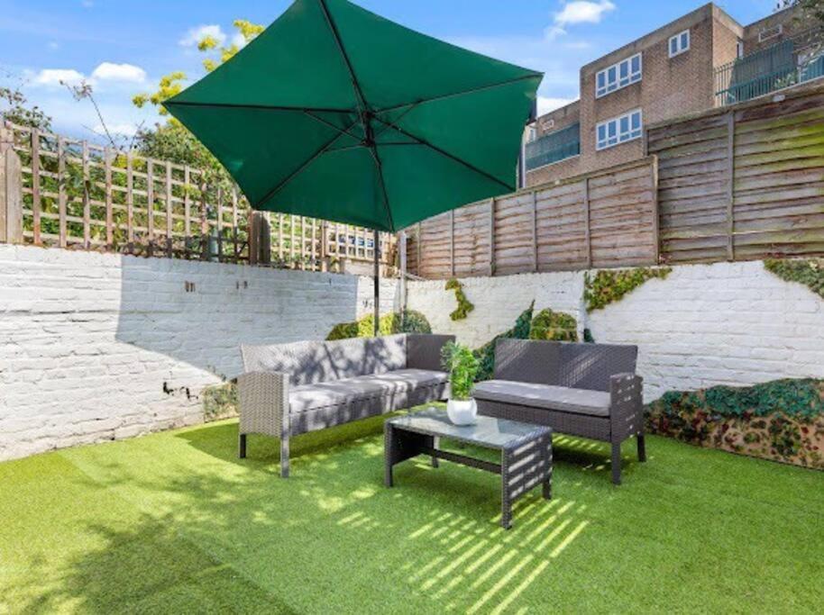 Mews House West Ken Βίλα Λονδίνο Εξωτερικό φωτογραφία